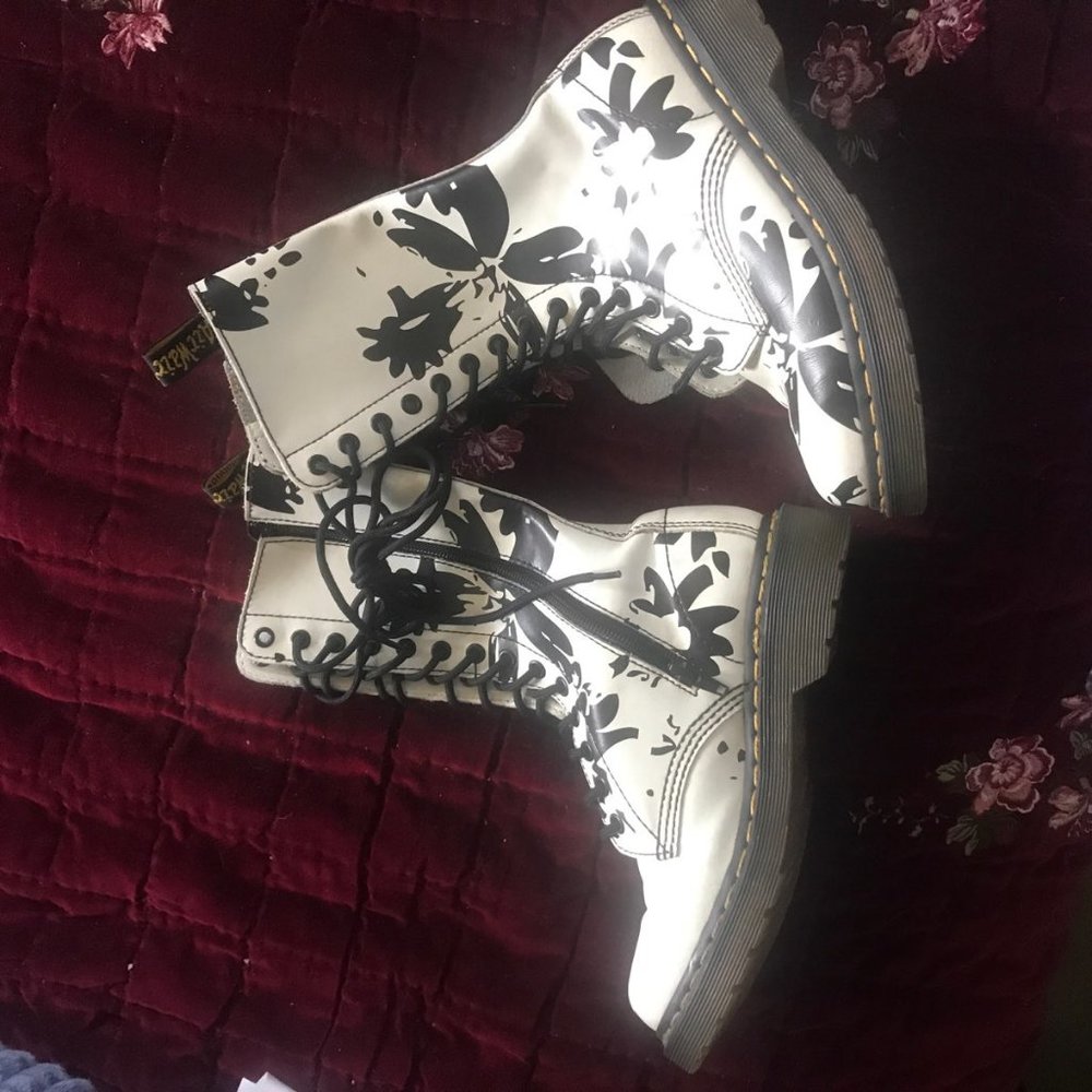 Dr. Marten Boots
